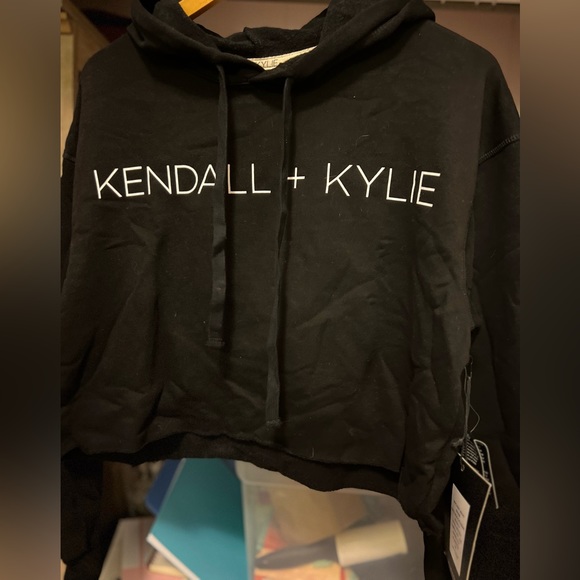 Kendall + Kylie Cropped Hoodie Black Medium NEW - Picture 3 of 3
